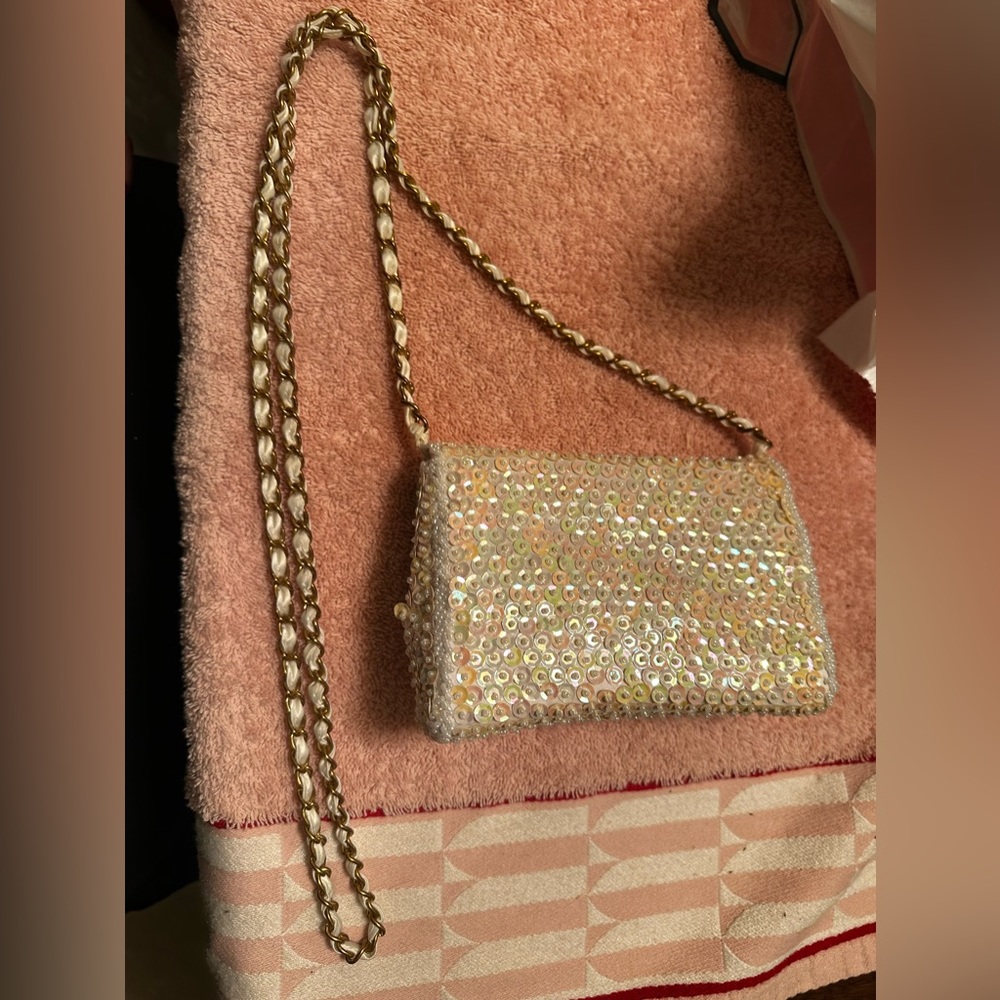 White Base Sequence Party Purse With Or Without S… - image 3